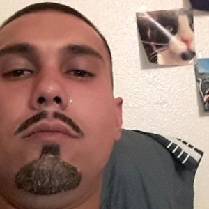 Meet your Posher, Luis